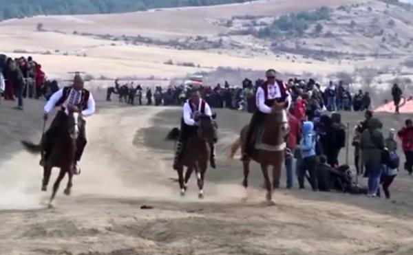 Paştele Cailor, sărbătorit în Bulgaria prin competiţii ecvestre