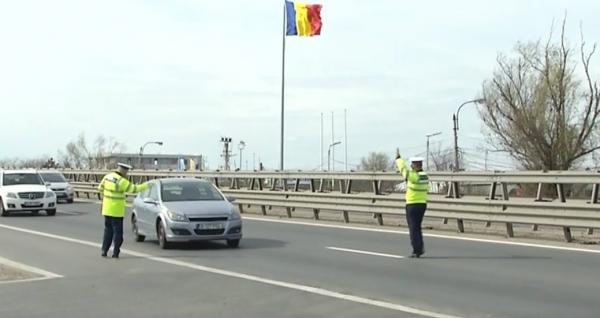 Peste o mie de români au obţinut permise şi arme în baza unor fişe medicale false (Video)