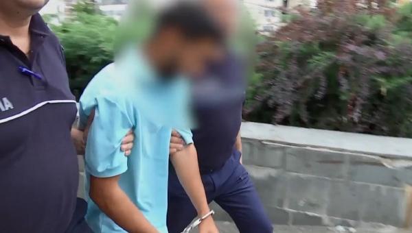 Adolescentul suspectat că a ucis-o pe micuţa Estera dus la Parchet, arestat pentru 30 de zile (Video)