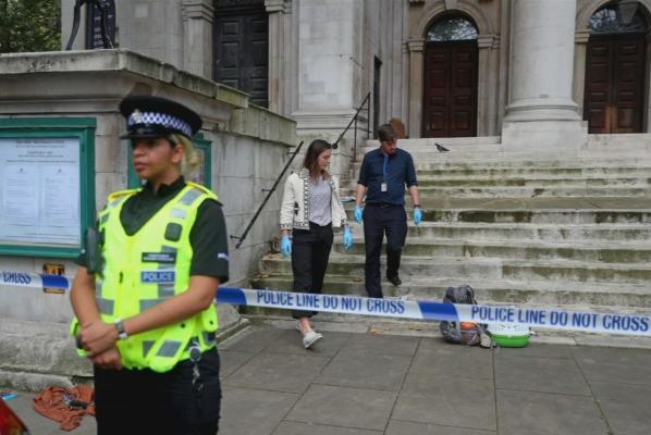 Angajat al Ministerului britanic de Interne, înjunghiat în stradă, în Londra