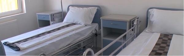 Imagini tulburătoare surprinse în salonul spitalului din Săpoca, imediat după atacul soldat cu cinci morţi