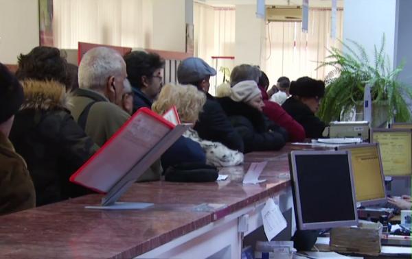 Doi din şapte salariaţi români nu au plătite asigurări de sănătate şi pensii, arată datele ANAF