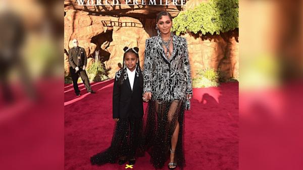 Beyonce și fiica ei, Blue Ivy, ca două picături de apă