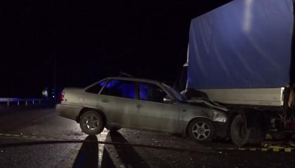 Şase oameni au fost răniţi într-un accident, în Argeş, după ce un şofer nu a acordat prioritate