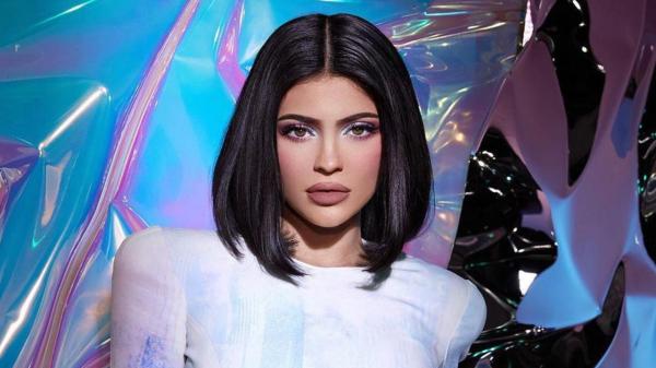 Kylie Jenner, scoasă de pe lista miliardarilor Forbes