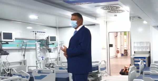 Klaus Iohannis, impresionat de noile unități mobile de terapie intensivă: "Vor fi extrem de utile" (Video)