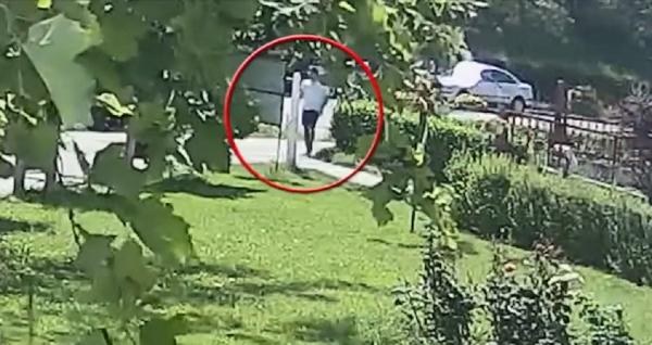 Un bărbat a agresat două femei într-un parc din Galați (Video)