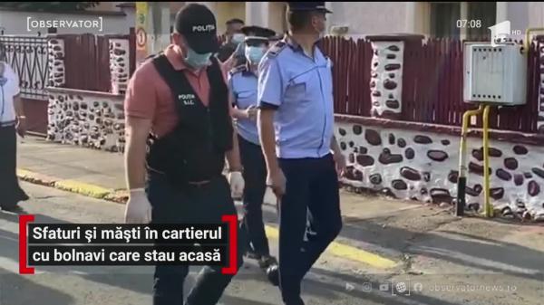 Sfaturi pentru protecţie împotriva Covid-19 de la poliţişti şi jandarmi, într-un cartier din Târgu Jiu