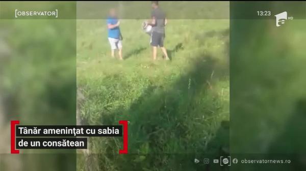 Un tânăr a fost ameninţat cu sabia de un consătean, în Cluj (Video)