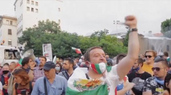 Bulgarii protestează, de două săptămâni, din cauza modului în care autoritățile au gestionat pandemia de coronavirus (Video)