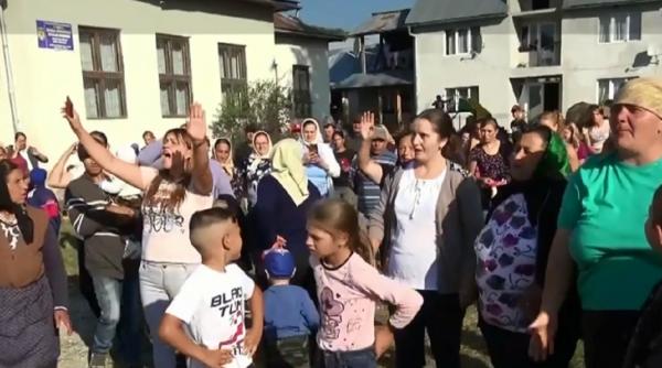 Școala a început cu proteste într-o localitate din Bistriţa Năsăud