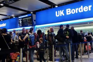 Se schimbă regulile de călătorie în Marea Britanie pentru români. Condiţii mai stricte, de la 1 ianuarie 2021