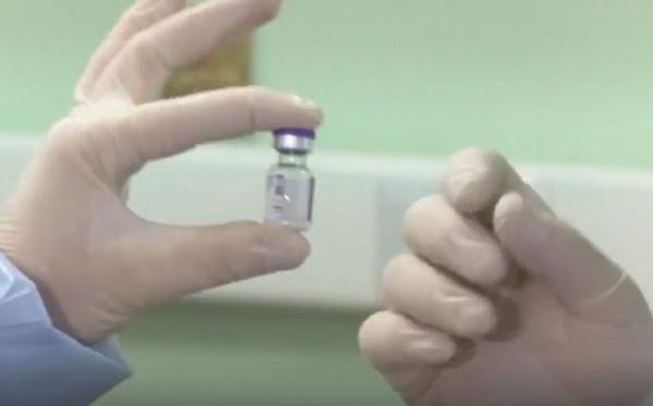 Dezvăluirile a doi români găsiţi pozitivi cu Covid, după vaccinarea anticoronavirus