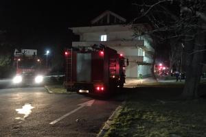 Incendiu la Spitalul de Neuropsihiatrie din Craiova. Focul ar fi fost provocat de un pacient, trei cadre medicale au sărit pe geam de la etaj