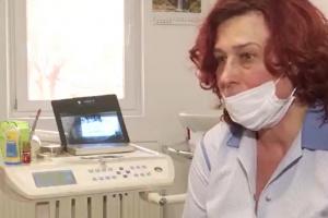 Metoda prin care un medic stomatolog din Timişoara alungă frica de dentist: "Efectiv uit de ce vin, plutesc"