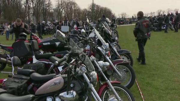Mii de pelerini au venit la o mănăstire din Polonia, pe motociclete
