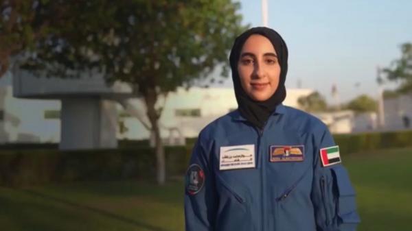 Prima femeie astronaut este o tânără de 27 de ani din Emiratele Arabe Unite