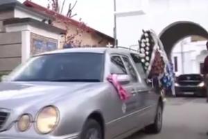 Bărbatul din Pitești care a murit după intervenția polițiștilor, condus pe ultimul drum