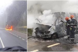 Un microbuz cu mai mulţi călători la bord a luat foc în mers, pe un drum din Iași