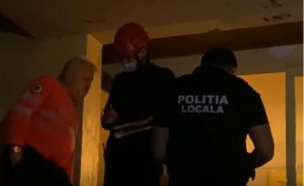 Forţele de ordine din Bucureşti, în alertă din cauza unui bărbat care a ameninţat că se aruncă de pe bloc şi s-a aruncat de la parter