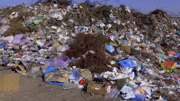 Depozitul de deşeuri de la Chiajna se închide, iar Bucureştiul s-ar putea umple de gunoaie