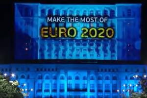Spectactol de lumini în centrul Bucureştiului pentru a marca începutul Campionatului European de Fotbal