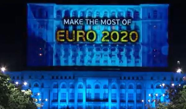 Spectactol de lumini în centrul Bucureştiului pentru a marca începutul Campionatului European de Fotbal