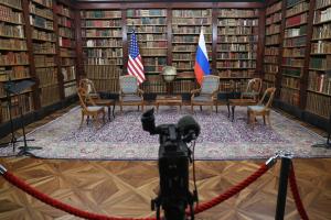 A început întâlnirea istorică dintre Joe Biden şi Vladimir Putin: trei teme importante au fost trecute pe agendă