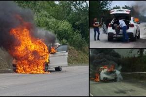 BMW mistuit de flăcări, la un pas de explozie, în Tulcea. Doi bărbați și-au riscat viața pentru a recupera obiectele de valoare