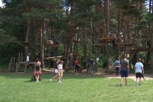 Distracție pentru o viață întreagă în Parcul Ariniș din Gura Humorului: "A fost genial, a fost ceva unic în viaţa, a fost wow"