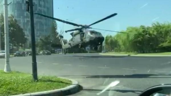 Elicopterul Black Hawk a raportat o defecţiune tehnică: ”Puteam să asistăm la o tragedie”. Zborurile de Ziua Aviației au fost anulate