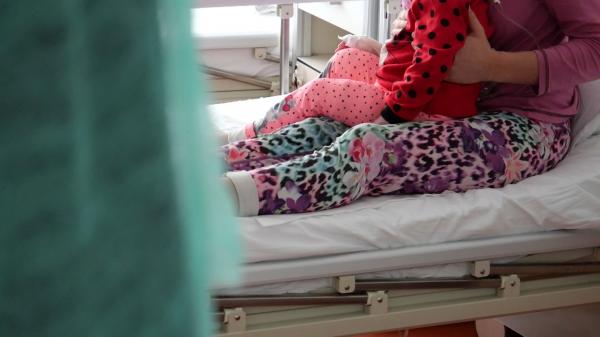 Doctor din Bucureşti, acuzat că a pus în pericol viaţa unei paciente nemulţumit de "atenţia" încasată: "Nu mi-a verificat niciodată operaţia"