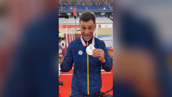 Eduard Novak a obţinut medalia de argint la Jocurile Paralimpice de la Tokyo, la ciclism