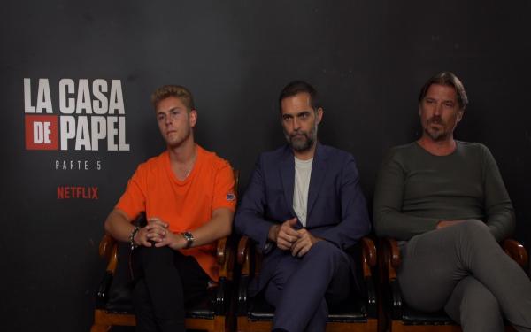Interviu exclusiv cu actorii Pedro Alonso, Patrick Criado şi Luka Peros din Casa de Papel: "Pregătiţi-vă pentru un roller coaster plin de emoţii în ultimul sezon"