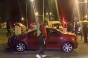 Şofer băut, accident în Bucureşti, după ce a pierdut controlul volanului la o curbă