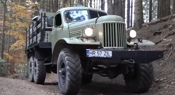 Aventură 6x6 prin pădurile din Băile Tușnad, cu un un camion de război rusesc