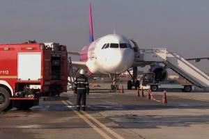 Simulare de accident aviatic pe aeroportul din Cluj. Chiar dacă a fost vorba despre un exerciţiu, elicopterul MApN nu a putut ajunge la timp din cauza birocraţiei