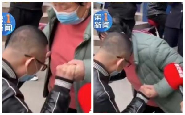 Un chinez dispărut de 16 ani a căzut în genunchi în fața mamei sale, mărturisindu-i că a plecat de acasă de rușine pentru că a eșuat la facultate