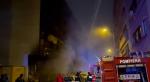 Incendiu de proporţii în Constanța. Un bloc a luat foc în miez de noapte, sute de oameni au fost evacuați: "Vai de capul meu ce e aici!"