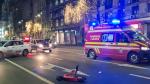 Tânăr pe trotinetă  electrică, lovit în plin pe un bulevard din Capitală. Greșeala comisă de bărbat