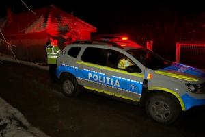 Un tânăr și-a incendiat tatăl și mătușa, după mai multe pahare de alcool. Scene de groază lângă Cluj-Napoca, în Dezmir