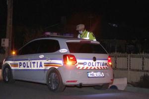 Poliţistul din Buzău prins drogat la prostituate a comis-o din nou. S-a urcat la volan şi a pornit o cursă nebună pe şosea