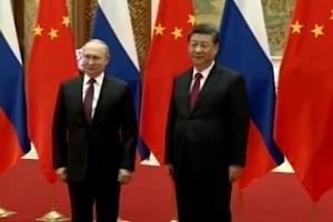 Vladimir Putin şi Xi Jinping se unesc împotriva Occidentului. Rusia și China cer ca NATO să-şi oprească expansiunea