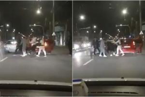O tamponare în Argeş s-a lăsat cu bătăie: Mai mulţi tineri şi-au împărţit pumni şi picioare în trafic