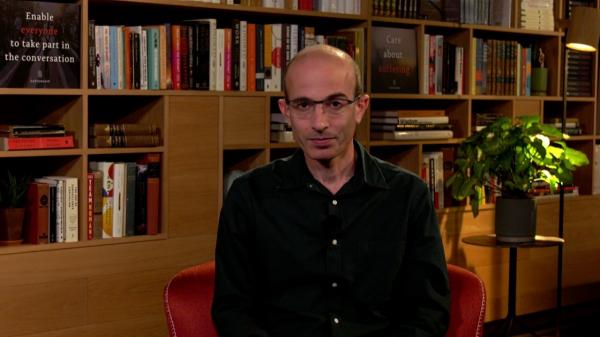 Yuval Noah Harari, la Observator: Este războiul lui Putin. Nu e războiul Rusiei, nici al ruşilor, nici al istoriei lor - interviu