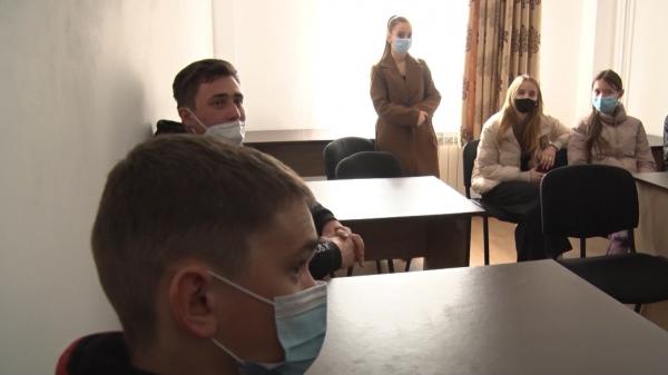Studenţii refugiaţi din Ucraina vin la noi pentru a-şi finaliza studiile. "Avem tot ce ne trebuie aici"