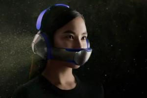 Dyson lansează căști Bluetooth cu mască: purifică aerul și anulează zgomotul. Cât costă Dyson Zone