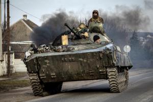 Bătălia pentru Donbas. Experții anticipează lupte de o amploare nemaiîntâlnită de la cel de-Al Doilea Război Mondial