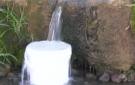 Primarul unui sat din Bihor a decis să toarne acid sulfuric în puţul de apă potabilă. Reacţia Gărzii de Mediu: "Depăşeşte orice imaginaţie"