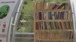 Bibliotecă mobilă pentru pasionaţii de natură şi citit, la Cheile Turzii: "Mi se pare o idee foarte bună, cărţile mi se par potrivite"